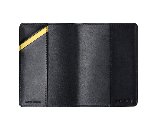 delsey passport holder